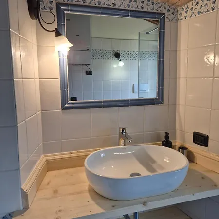 Corboli Utimio Apartamento *